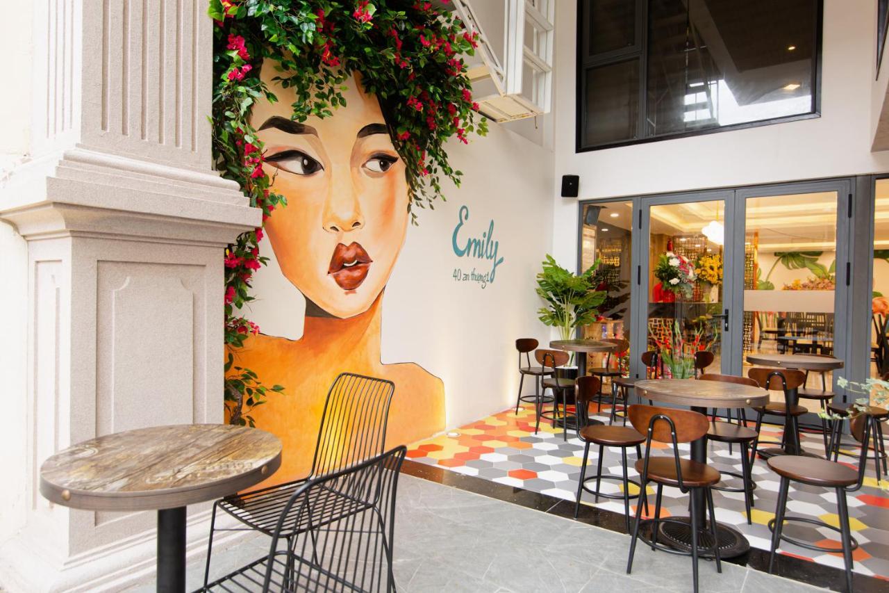Emily Hotel & Apartment Da Nang Zewnętrze zdjęcie