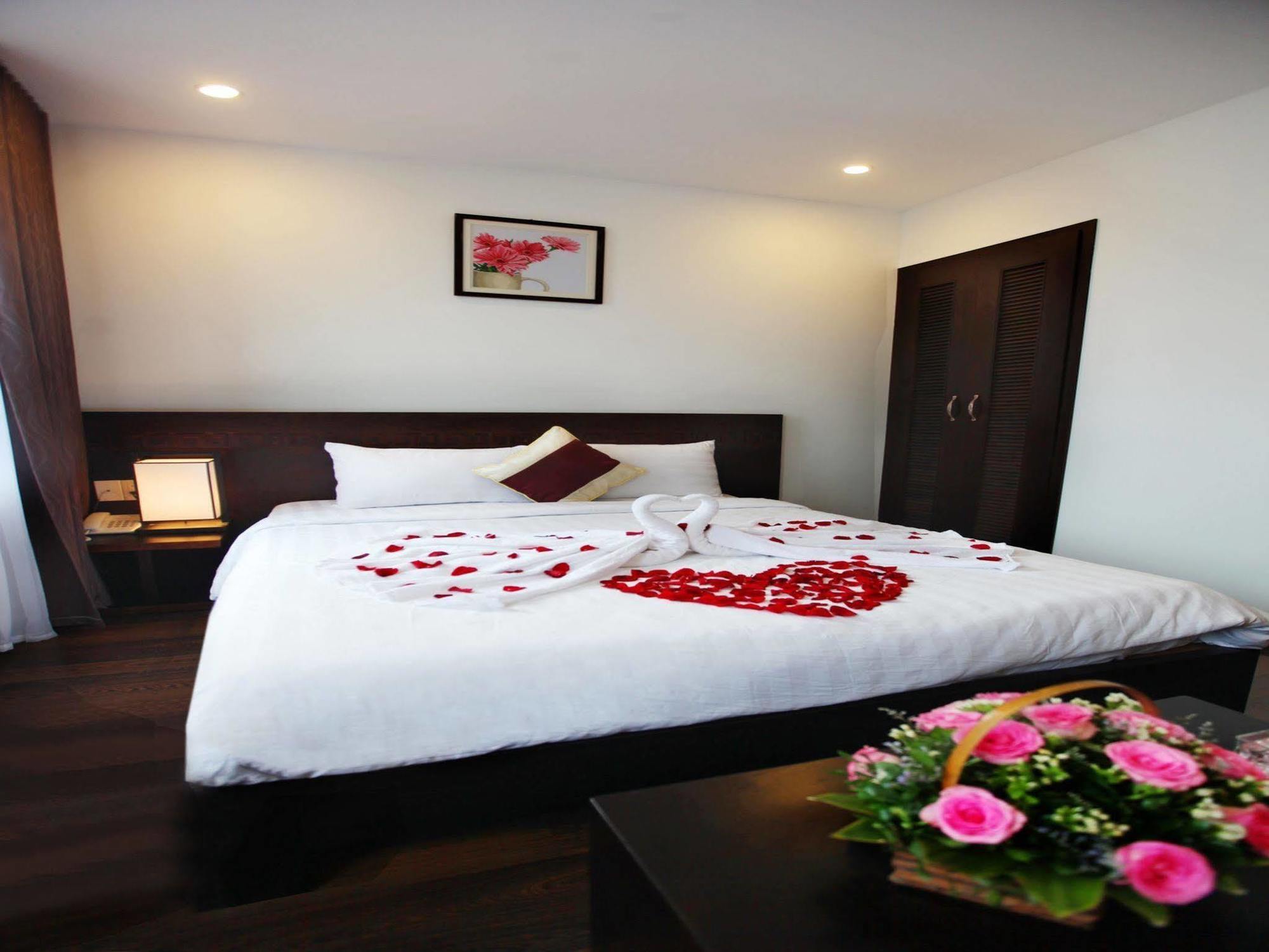 Emily Hotel & Apartment Da Nang Zewnętrze zdjęcie