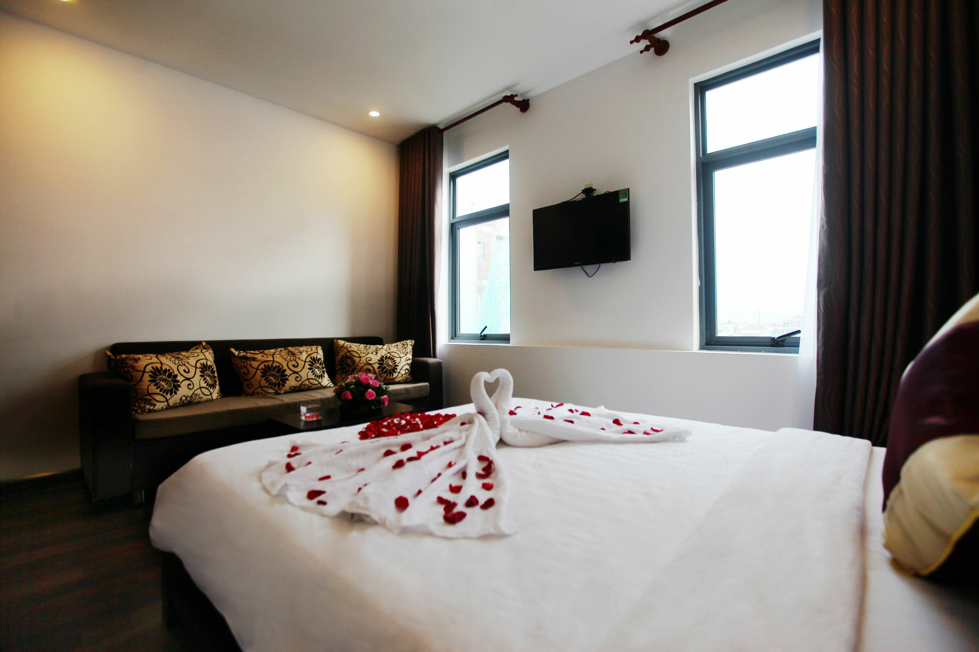 Emily Hotel & Apartment Da Nang Zewnętrze zdjęcie